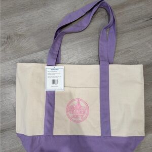 Trader Joe’s Canvas big Tote Bag in Lavender